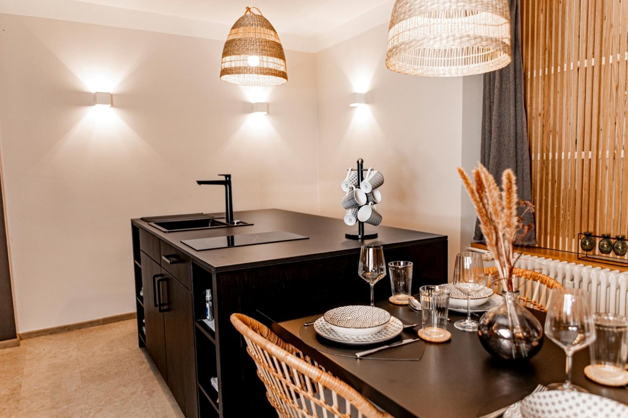 Suite-Řezno Exteriér fotografie